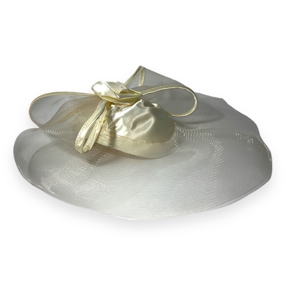 Beaujon Paris Satin‎ Bow Veil Fascinator Hat Tea Party Vintage